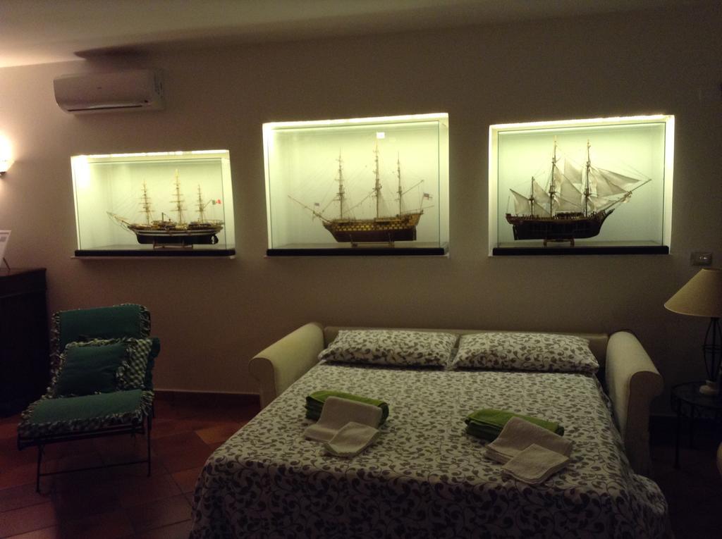 I Tre Velieri - The Three Ships Apartment Catania Bagian luar foto